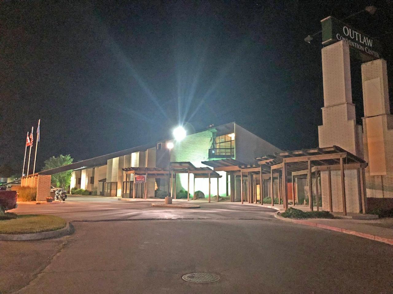 Fairbridge Inn, Suites & Outlaw Conference Center - Kalispell Exterior photo