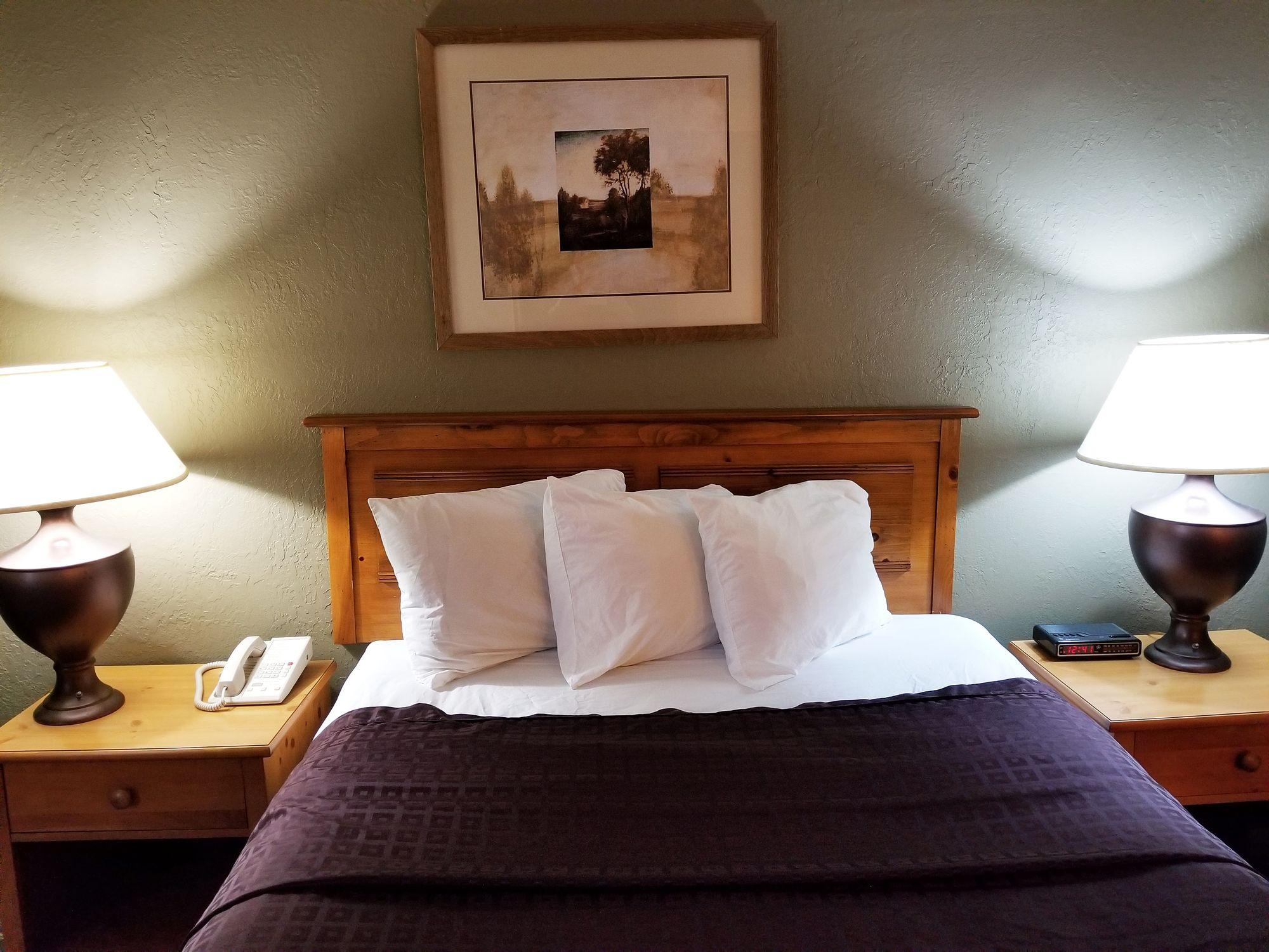 Fairbridge Inn, Suites & Outlaw Conference Center - Kalispell Exterior photo
